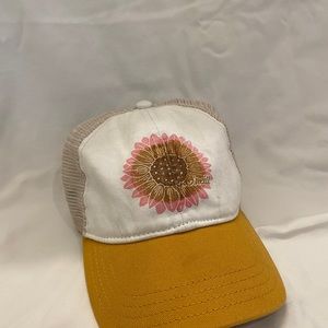 Girls O’Neill sunflower hat